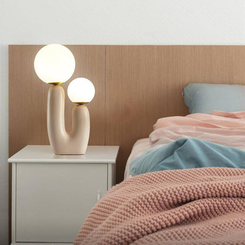 Lampe de chevet design LED en résine rose et double boule en verre - vue 3 sur 8