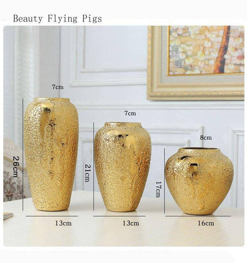 Vase design en céramique dorée style Luxury - vue 7 sur 7