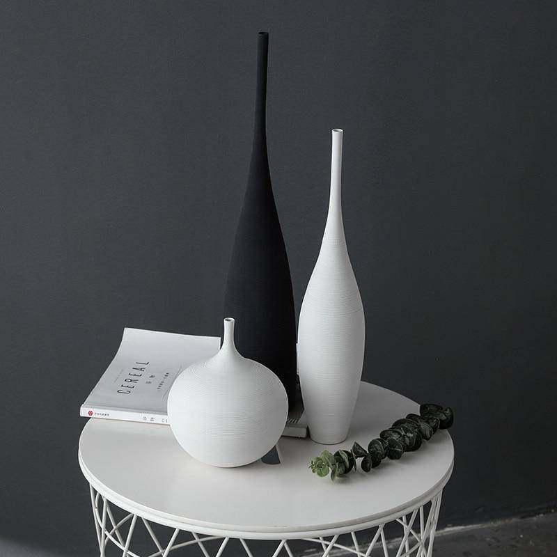 Vase design en céramique style minimaliste Zen - vue 3 sur 11