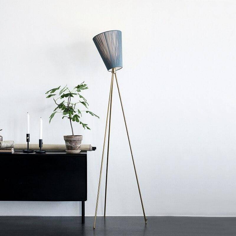 Lampadaire design LED en fer tripode Creative - vue 2 sur 11