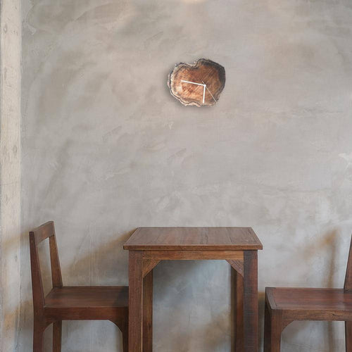 Horloge murale scandinave troncs d'arbre en bois foncé 28cm Hours - vue 3 sur 3
