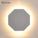 Applique murale design à LED en métal aux formes géométriques Light