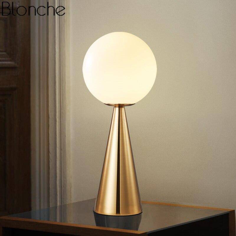Lampe à poser design LED conique avec boule en verre - vue 3 sur 7