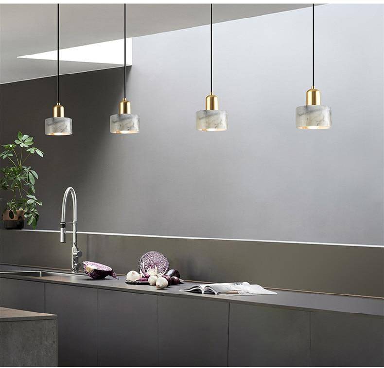 Suspension design LED dorée en marbre blanc Luxury - vue 3 sur 6