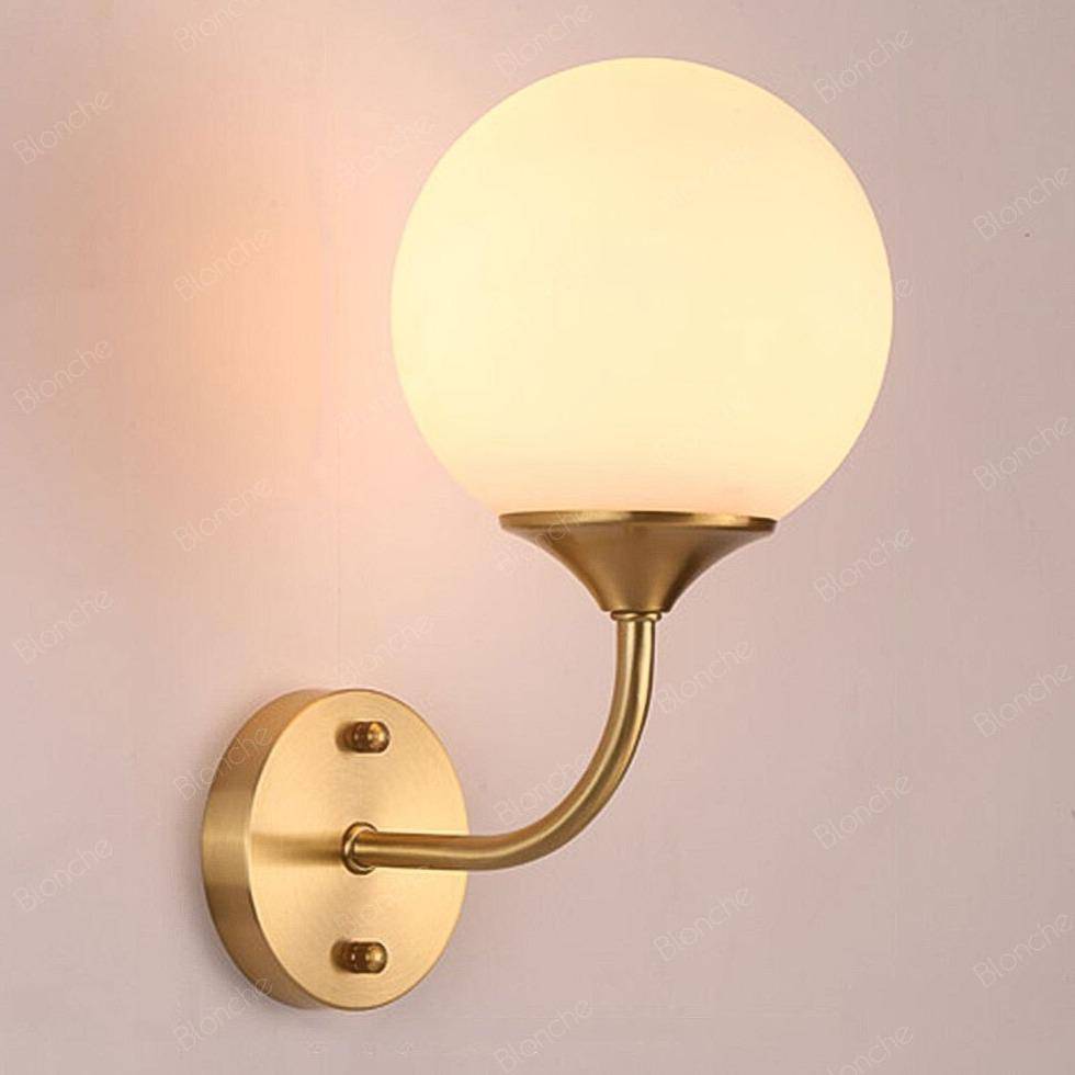 Applique murale moderne LED avec boule en verre Cooper