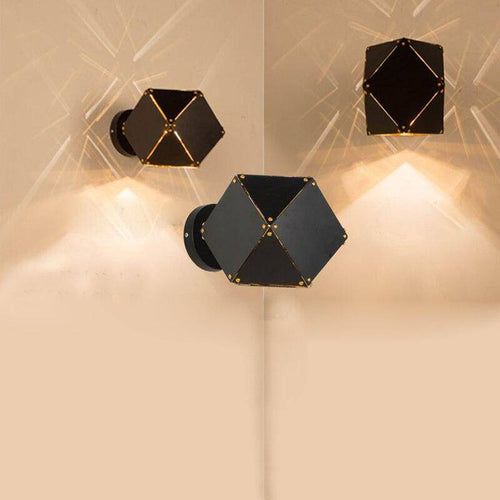 Applique murale design à LED avec abat-jour en métal géométrique noir - vue 2 sur 2