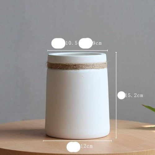 Vase moderne en céramique blanc style Japan Artist - vue 6 sur 8