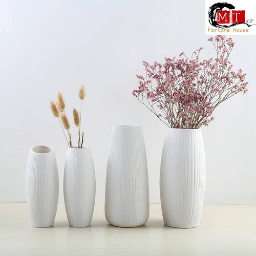 Vase moderne en porcelaine blanc Nordic - vue 3 sur 10
