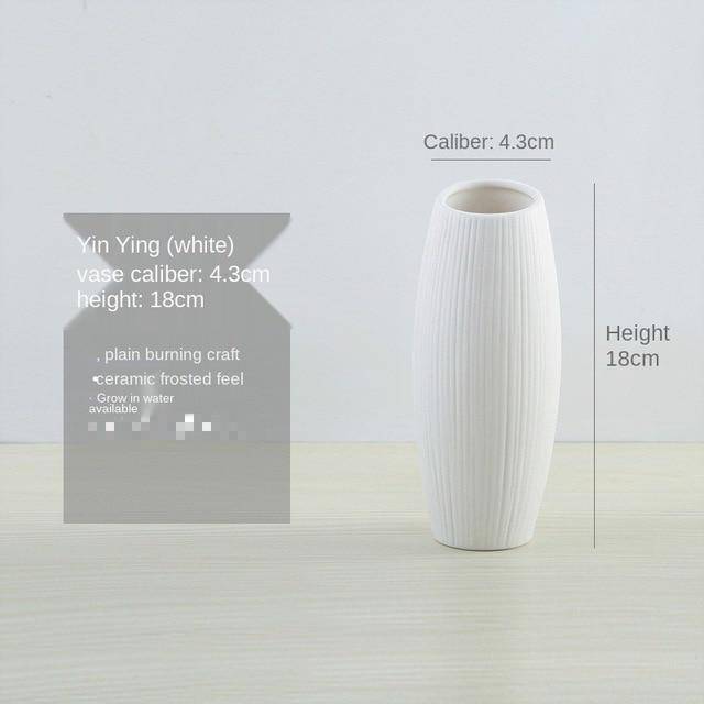 Vase moderne en porcelaine blanc Nordic - vue 6 sur 10