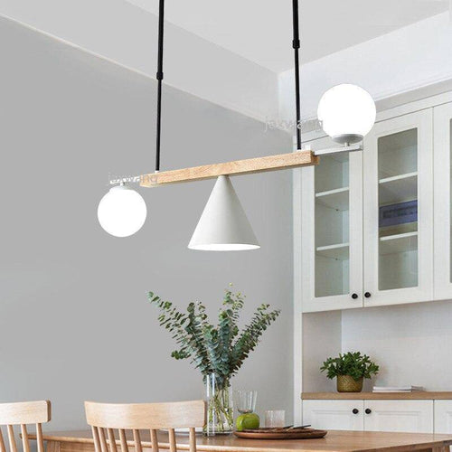 Suspension design à LED avec boules en verre et abat-jour triangle Loft - vue 3 sur 7