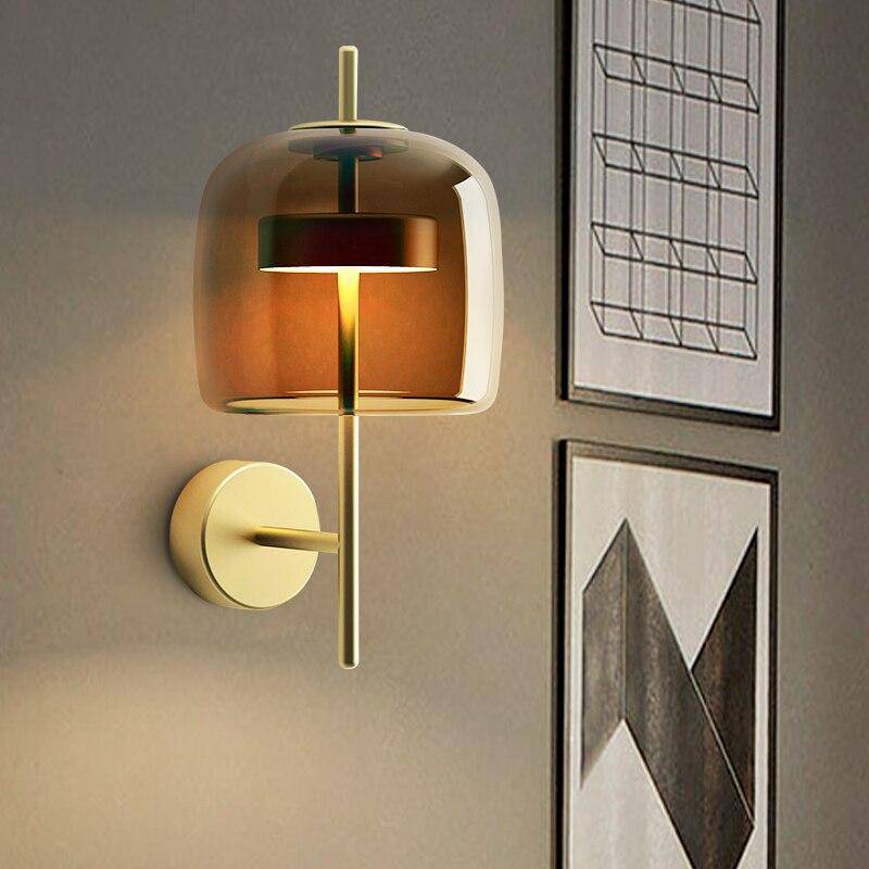 Applique murale design LED en métal doré et boule en verre fumé - vue 4 sur 7