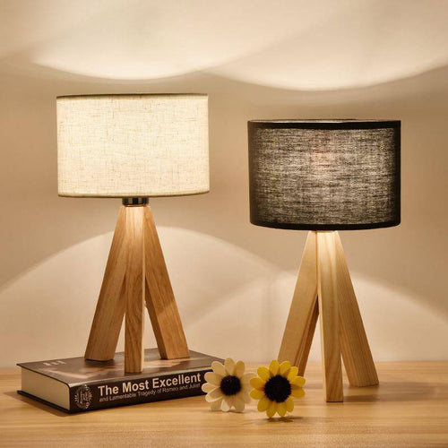 Lampe de chevet avec abat-jour en tissu et pied en bois (noir ou blanc) - vue 3 sur 5