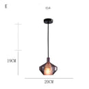 Suspension design à LED avec abat-jour en verre coloré