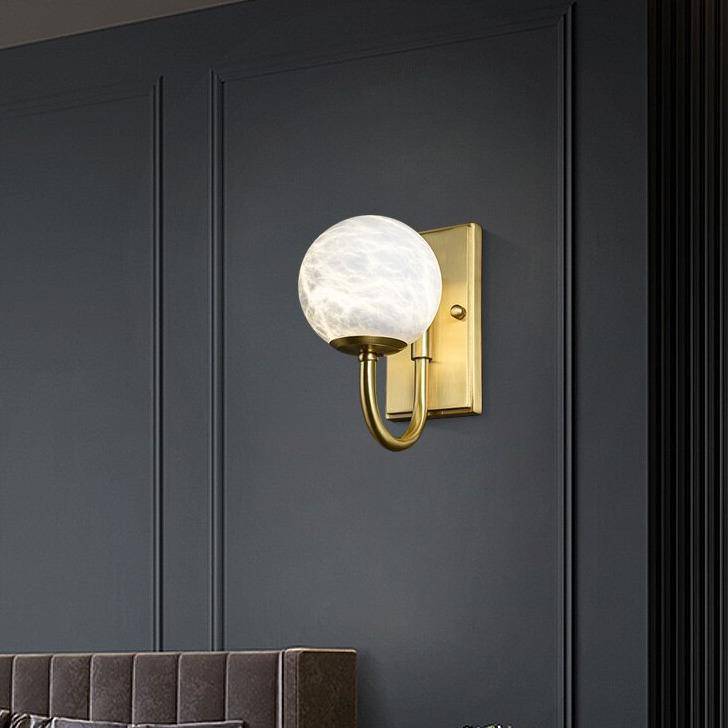 Applique murale design LED avec tige arrondie dorée et boule blanche Luxury - vue 2 sur 6