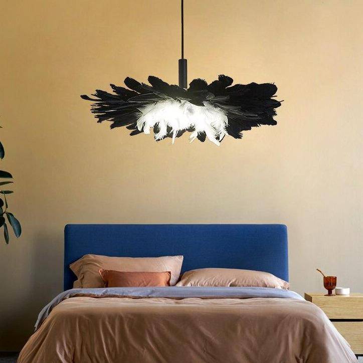 Suspension à plumes LED style romantique - vue 4 sur 6
