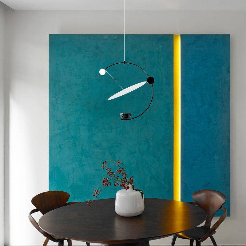 Suspension design LED avec arc de cercle noir et boule lumineuse Creative - vue 3 sur 7