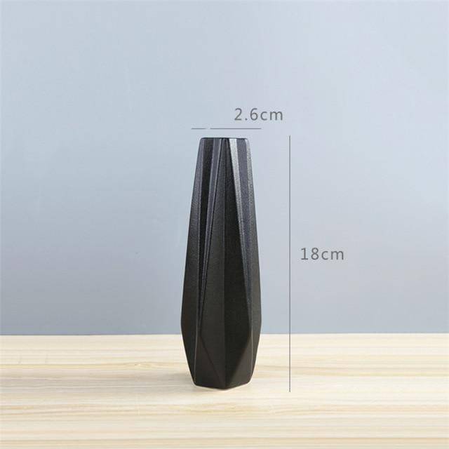 Vase géométrique en céramique style Wedding - vue 9 sur 10