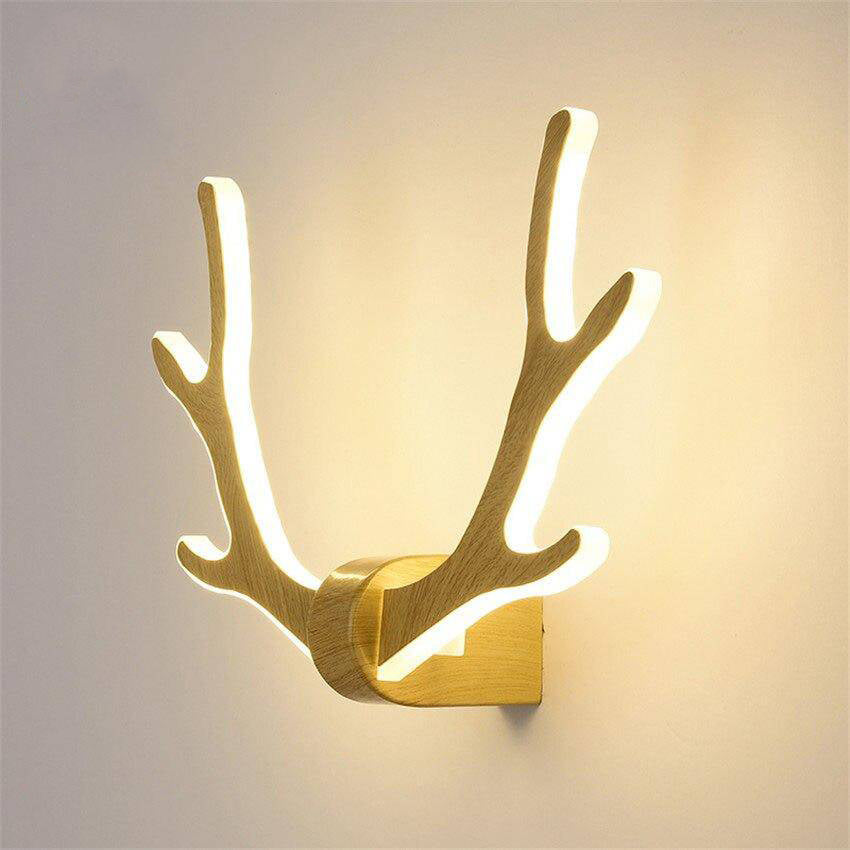 Applique design LED en bois à forme de cornes de cerf - vue 4 sur 6