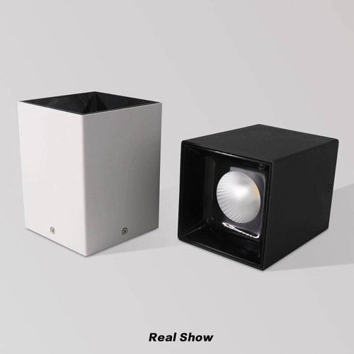 Spot moderne LED en cube noir ou blanc - vue 6 sur 7