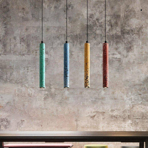 Suspension design LED allongée en ciment terrazzo coloré - vue 5 sur 8