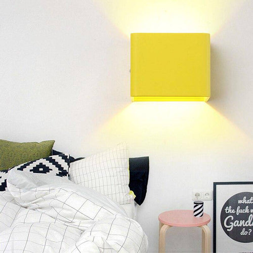 Applique murale moderne LED en cube métal coloré - vue 4 sur 14