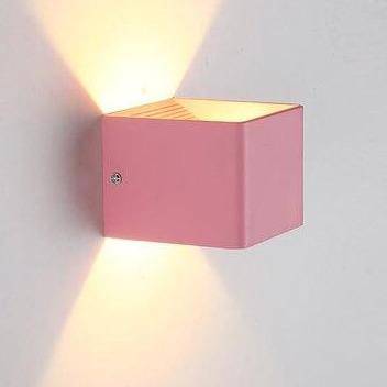 Applique murale moderne LED en cube métal coloré - vue 13 sur 14