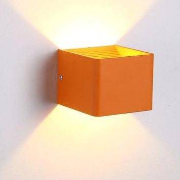 Applique murale moderne LED en cube métal coloré - vue 6 sur 14