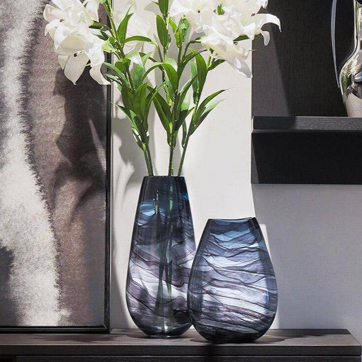 Vase design en verre violet style abstrait - vue 3 sur 5