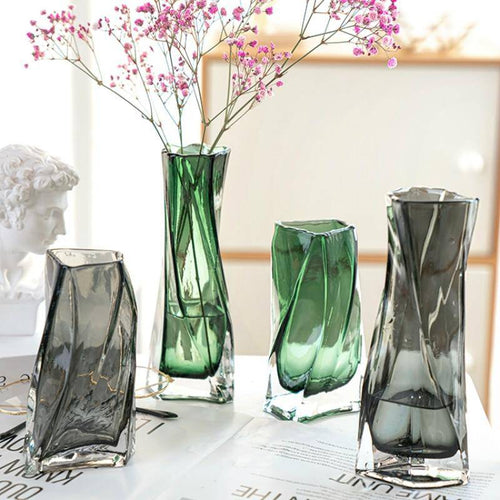 Vase en verre design au style géométrique Urna - vue 4 sur 9