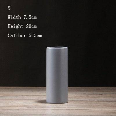 Vase en céramique design en cylindre style minimaliste - vue 4 sur 11