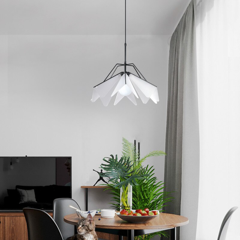 Suspension moderne LED abat-jour avec pétales triangulaires Andrea - vue 5 sur 9