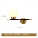 Applique murale design LED dorée avec boule en verre Wall