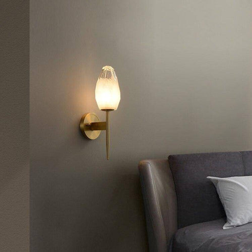 Applique murale design LED dorée avec abat-jour cristal - vue 6 sur 8