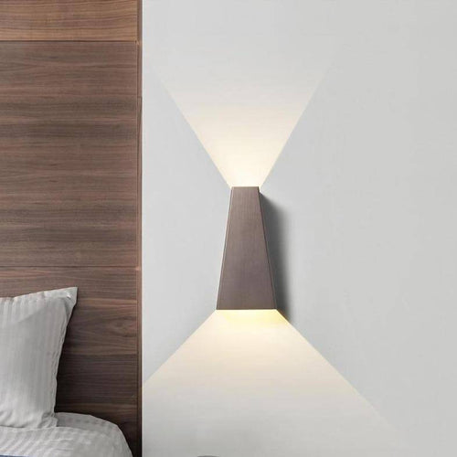 Applique murale design à LED en métal brossé style géométrique - vue 8 sur 18