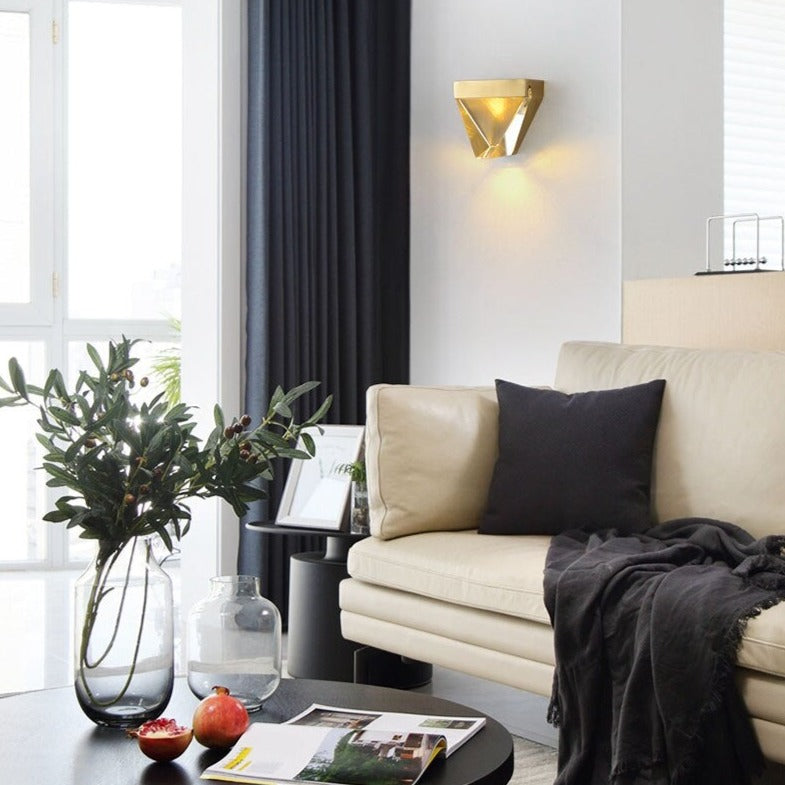 Applique murale moderne en forme de pyramide luxury Jarrett - vue 5 sur 7