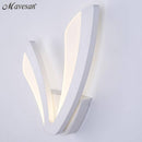 Applique murale design LED en forme de V blanc
