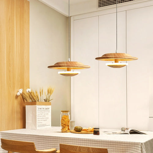 Suspension scandinave avec abat-jour original en bois Zoraida - vue 5 sur 9