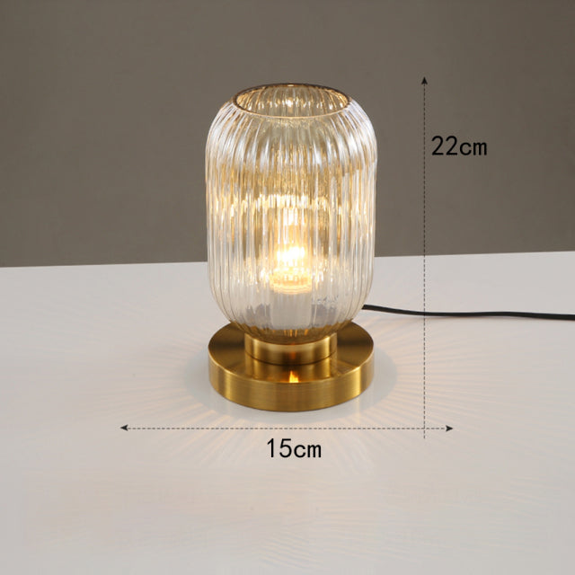 Lampe à poser cylindrique en verre coloré et base dorée Quinn - vue 13 sur 13