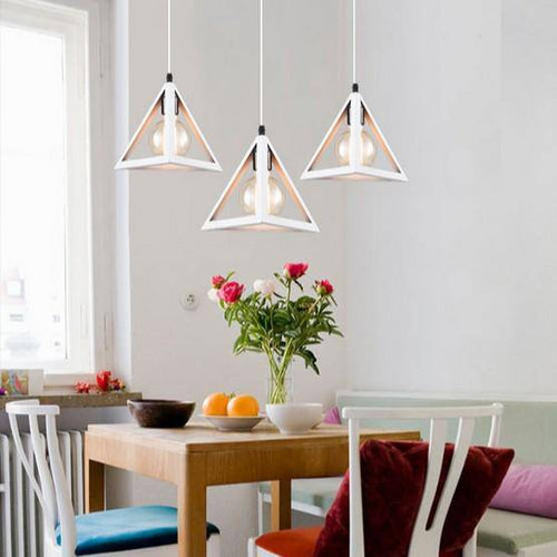 Suspension design en triangle de différentes couleurs - vue 6 sur 10