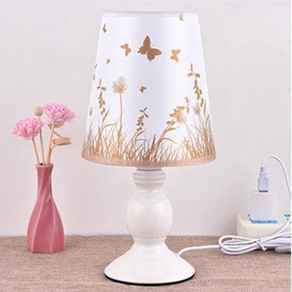Lampe de chevet blanche avec abat-jour en tissu avec papillon et fleurs - vue 5 sur 8