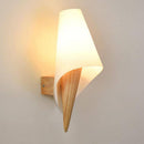 Applique murale design arrondi en bois et verre
