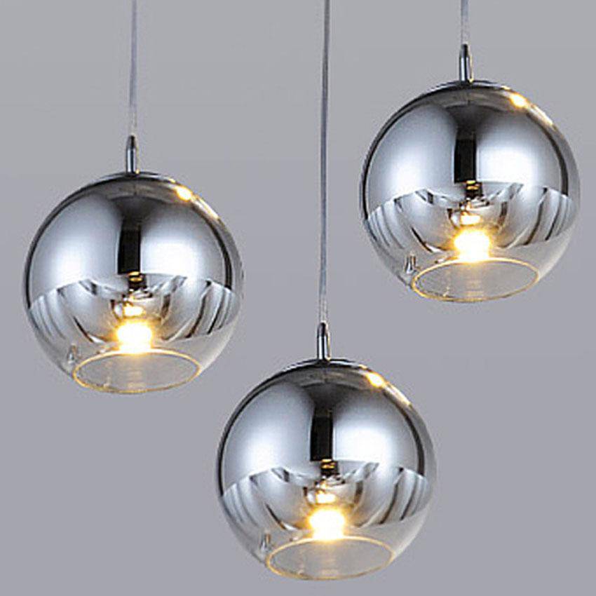 Suspension sphérique chromé et en verre - vue 2 sur 2