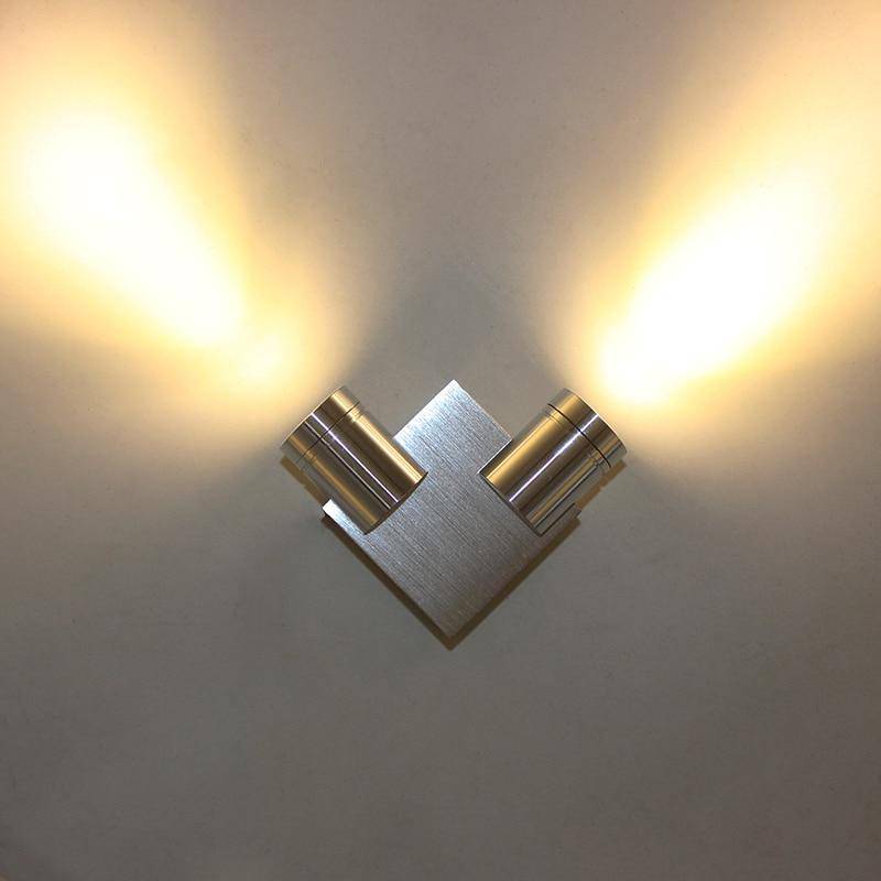 Applique murale LED chromée avec deux spots - vue 2 sur 4
