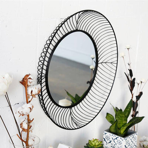 Miroir mural décoratif rond en métal noir Lattice - vue 3 sur 5
