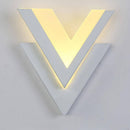 Applique murale LED en forme de V