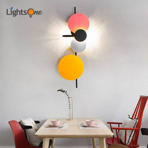 Applique murale design à LED avec plusieurs disques métal colorés Lasha - vue 4 sur 9