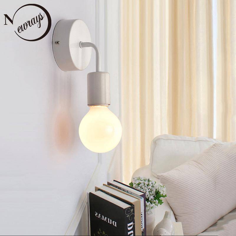 Applique murale LED ampoule tombante (noir ou blanc) - vue 3 sur 6
