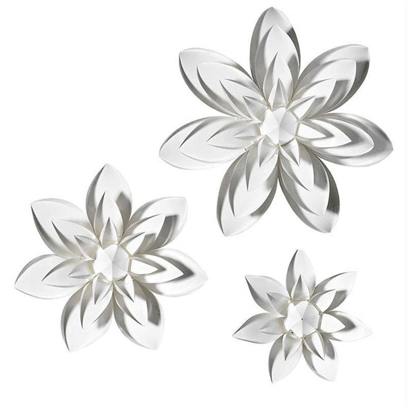 Suspension design en pétales de fleur blanche moderne - vue 2 sur 6