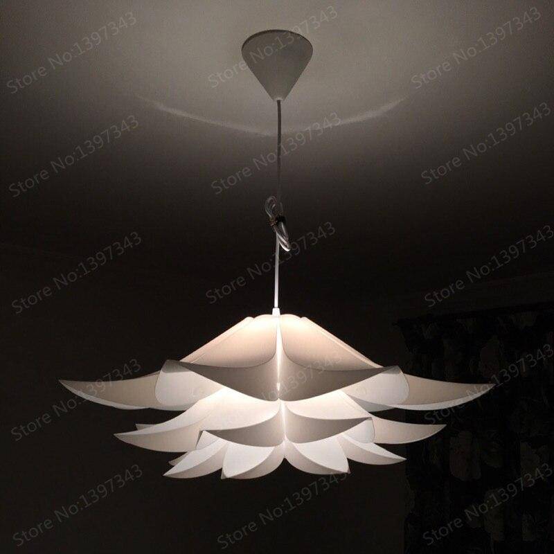 Suspension design en pétales de fleur blanche moderne - vue 6 sur 6