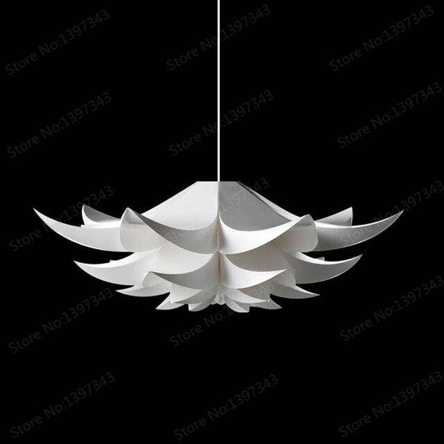 Suspension design en pétales de fleur blanche moderne - vue 5 sur 6